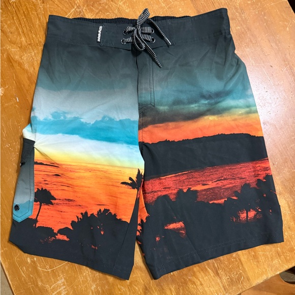Ocean Current Tropical Sunset Hybrid Shorts - Black and Orange - Picture 1 of 7